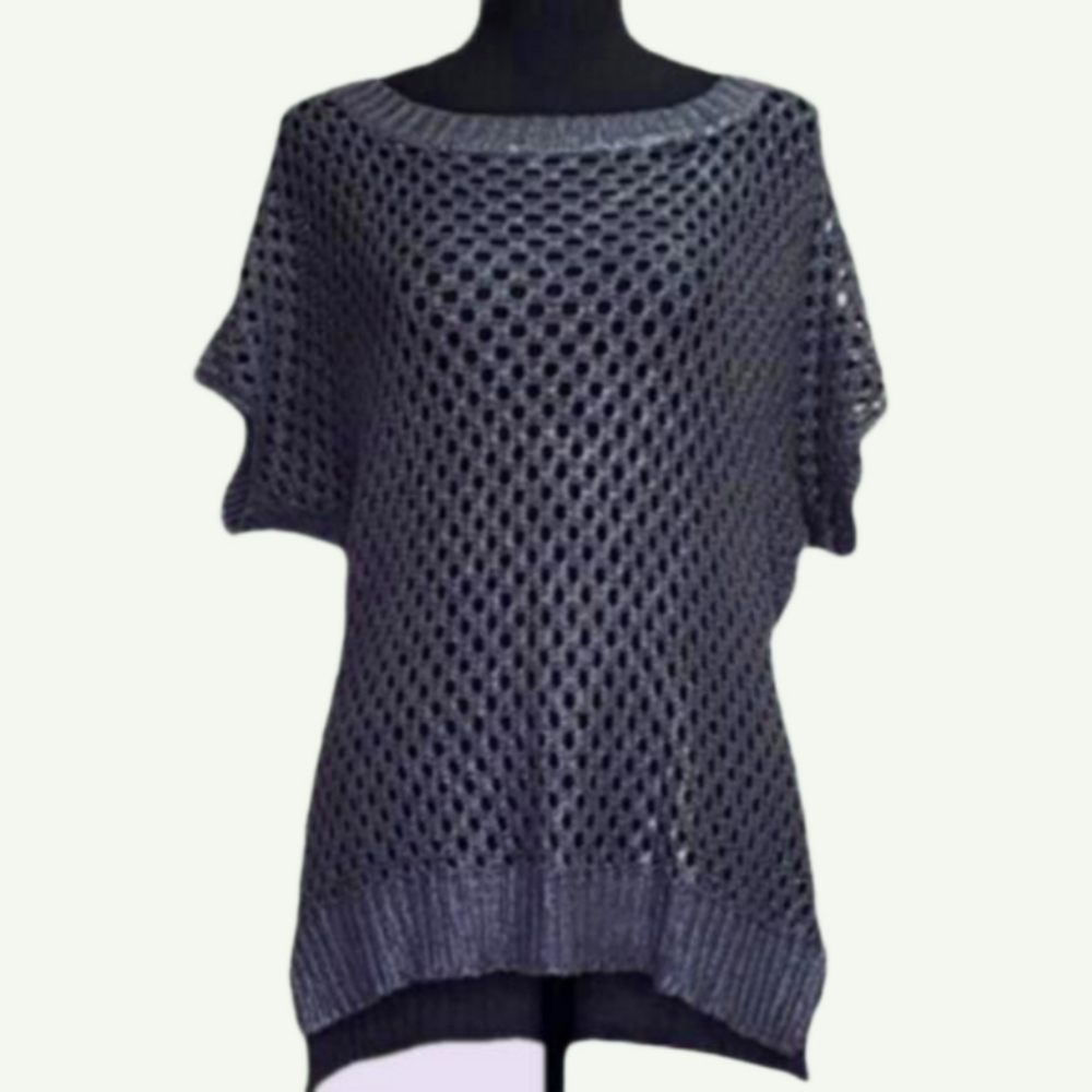 Maurices grey short sleeved crochet front top. Size M